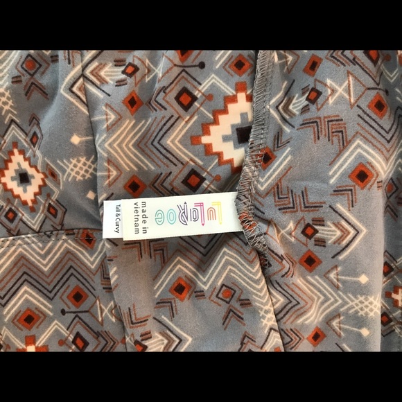 Lularoe clothing. $20 each item - Picture 5 of 8